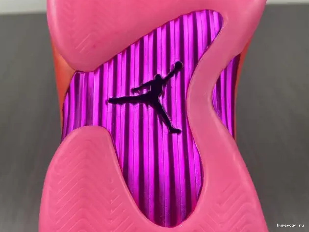 Shocking Low Jordan Retro Pink 14 (W) DH4121-600 0505